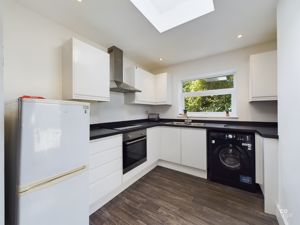 kitchen - click for photo gallery